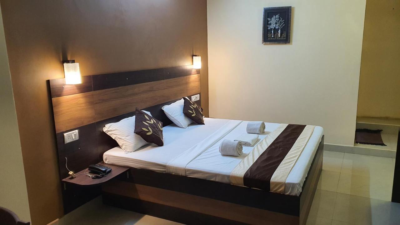 S4 Residency Hotel Chennai Eksteriør billede