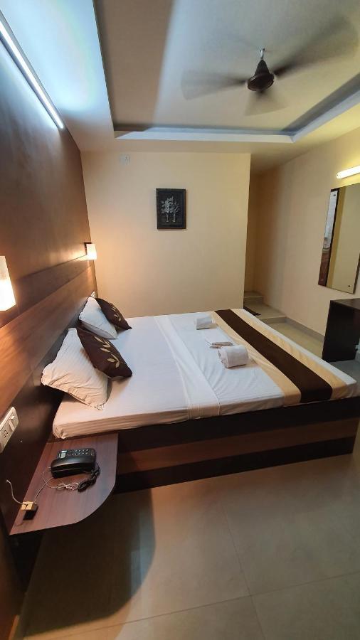 S4 Residency Hotel Chennai Eksteriør billede